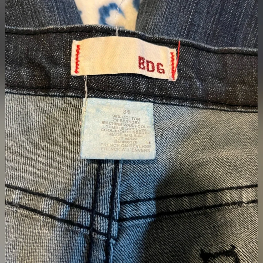 BDG Dark Wash Straight Leg Blue Mom Jeans Size 31